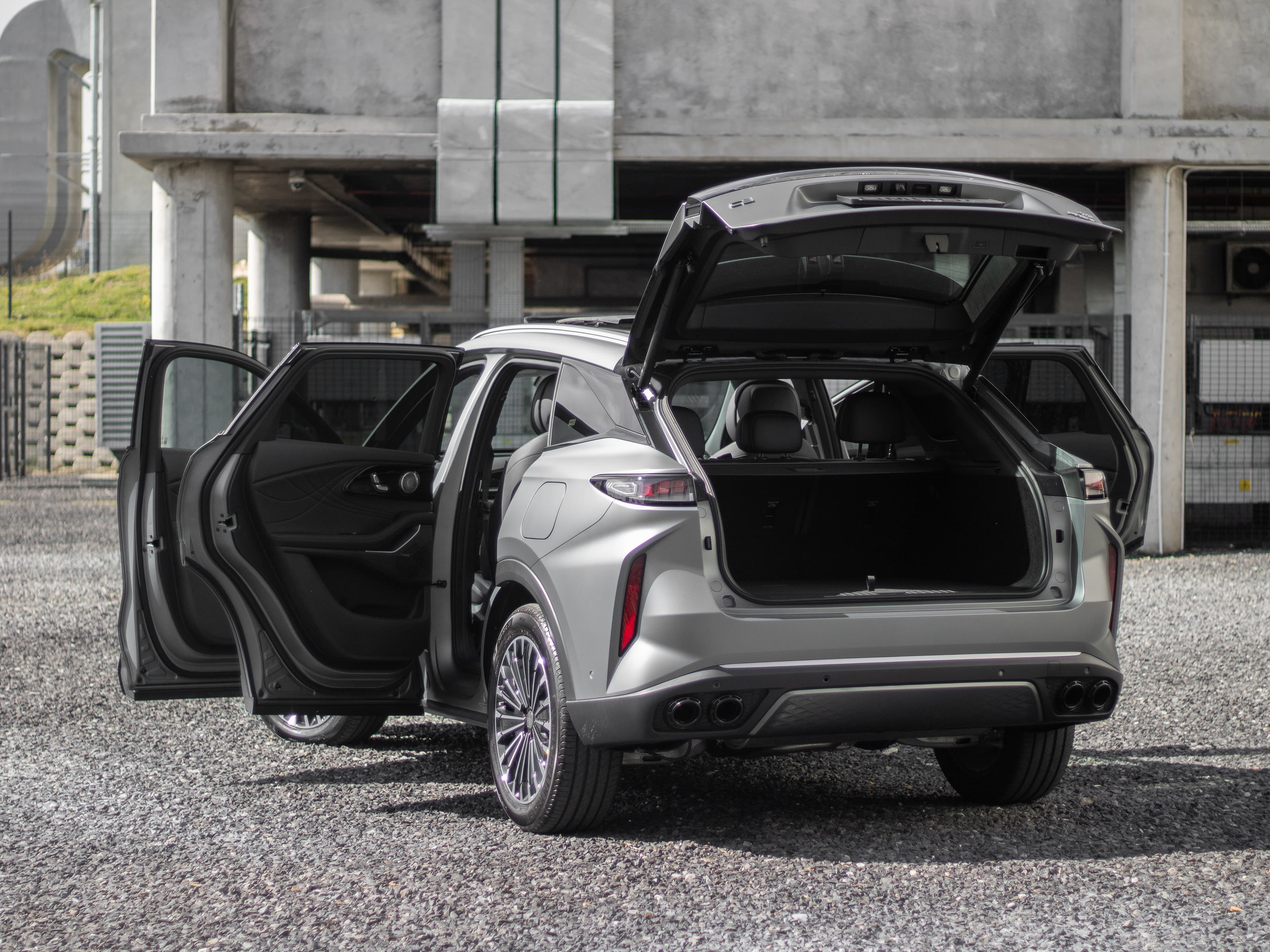 OMODA C9 SHS OMODA C9 1.5T AWD PHEV